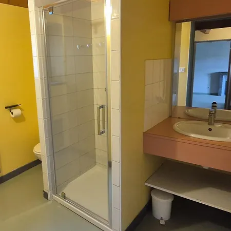 Le Soleil - Authentique - A 10 M Du Chateau Villeneuve (Puy-de-Dome)