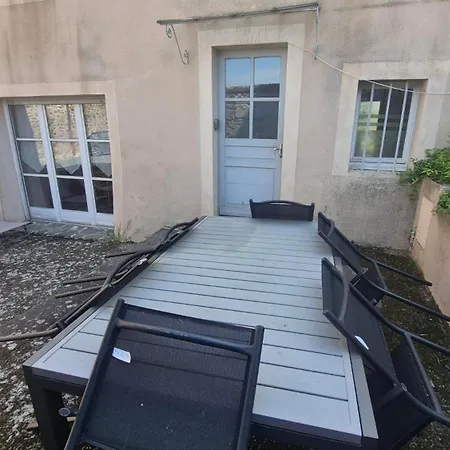 Le Soleil - Authentique - A 10 M Du Chateau Ferienhaus